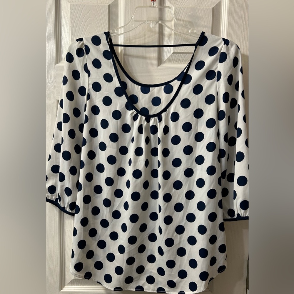 Love Zoe Navy & white blouse size M